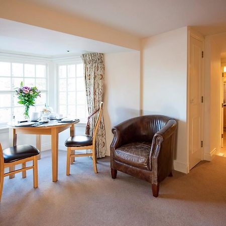 Oberon River View Apartment Bourton-on-the-Water Bagian luar foto