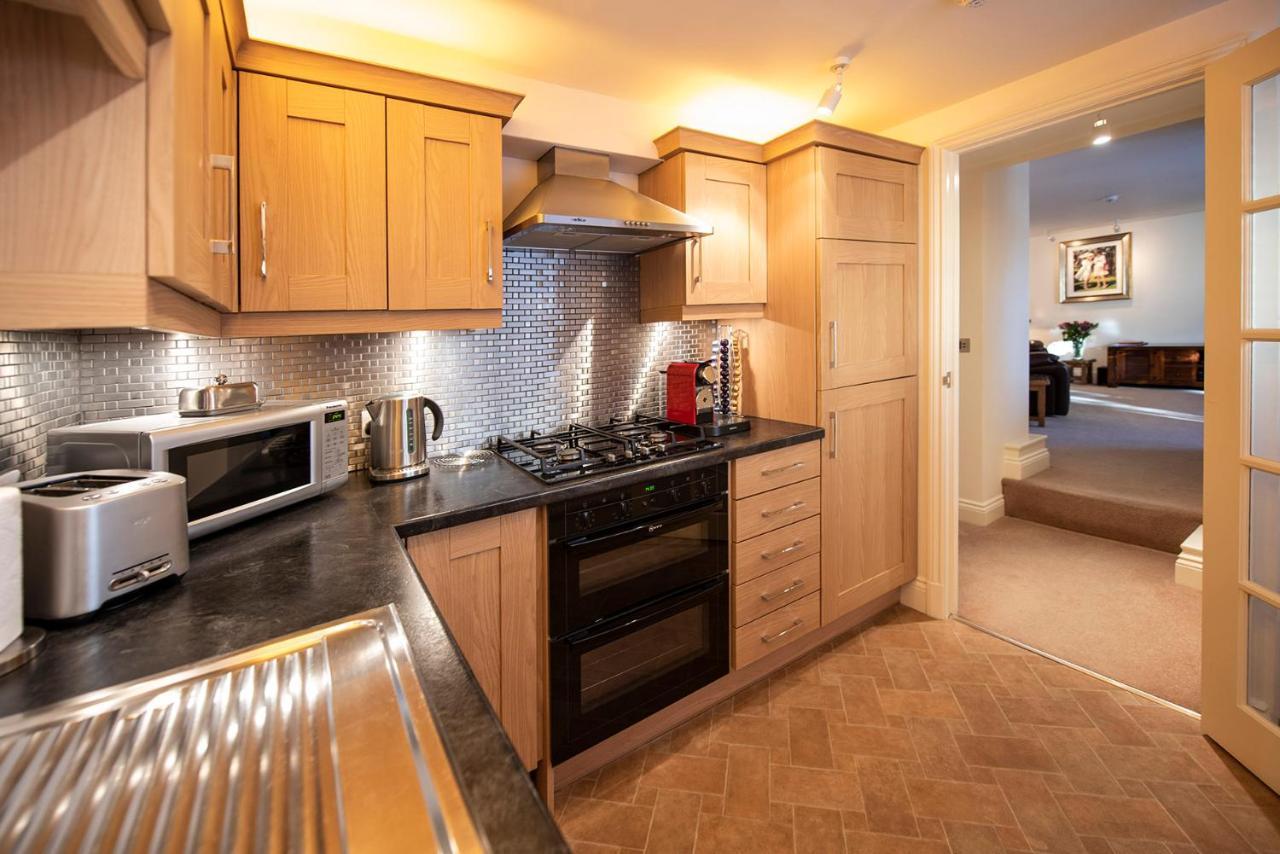 Oberon River View Apartment Bourton-on-the-Water Bagian luar foto
