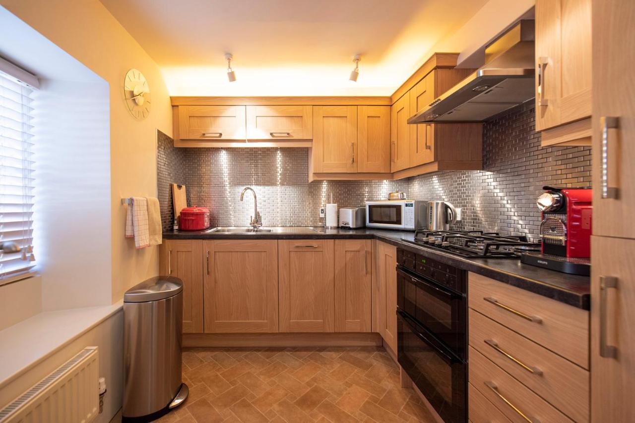 Oberon River View Apartment Bourton-on-the-Water Bagian luar foto